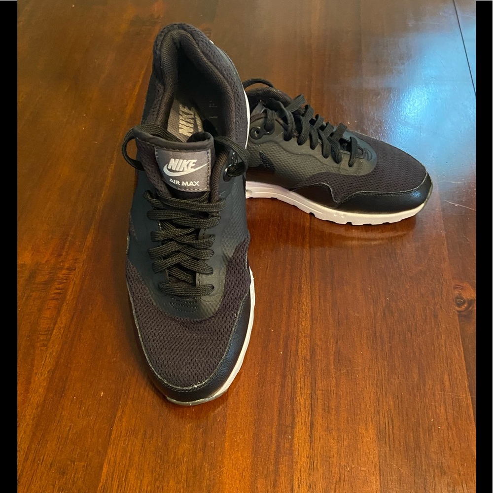 Womens Air Max Ultra Essential Black 9.5